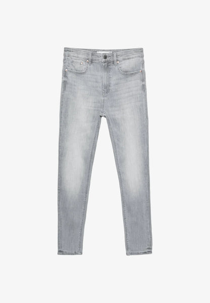 Jean Slim Femme Bleu Denim – Coupe Ajustée & Élégance Quotidienne